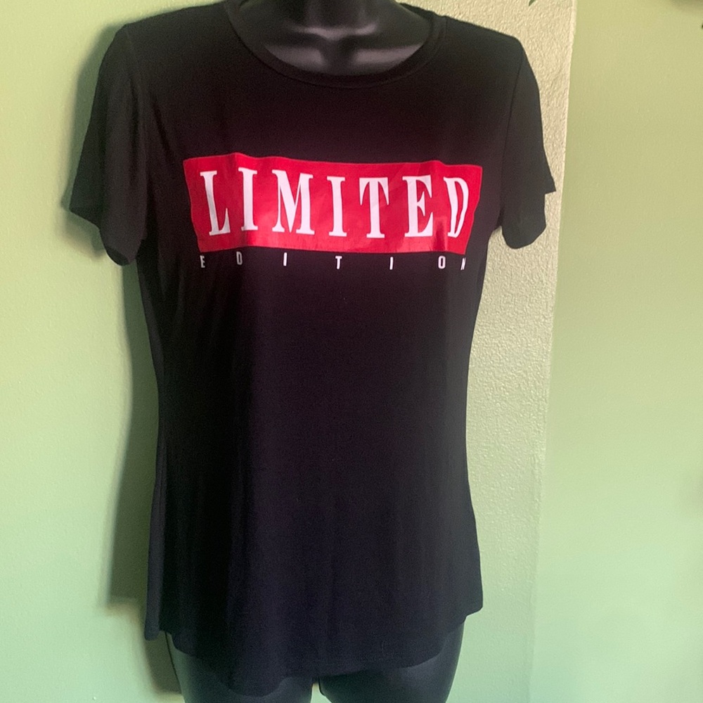 NWT black top